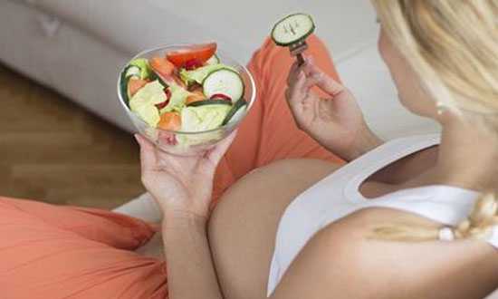 孕期指甲揭示母体健康状况的